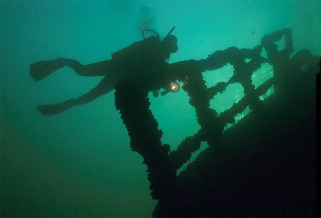 Foto von Wrack- und Unterwassertauchen 8